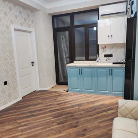 In Baku 70.0 m² apartment is for rent - Image 3