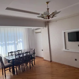 In Baku 70.0 m² apartment is for rent - Image 6