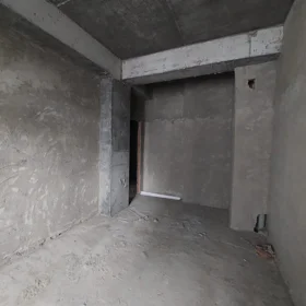 In Baku 94.0 m² apartment is for sale - Image 2