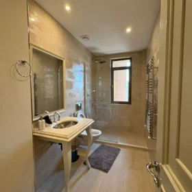 In Xətai rayonu 250.0 m² apartment is for rent - Image 7