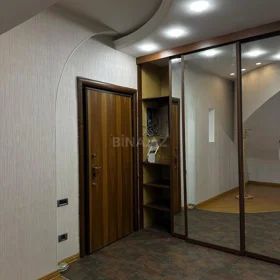 In Səbail rayonu 360.0 m² apartment is for rent - Image 10