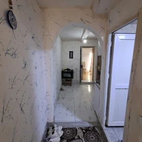 In Baku 45.0 m² house with 2.0 rooms is for sale - Image 3