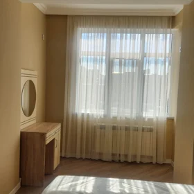 In Baku 150.0 m² apartment is for rent - Image 2
