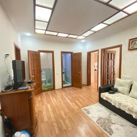 In Baku 100.0 m² apartment is for sale - Image 7