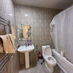 In Suraxanı rayonu 53.0 m² apartment is for sale - Image 7