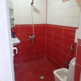 In nan 180.0 m² house with 5.0 rooms is for sale - Image 2