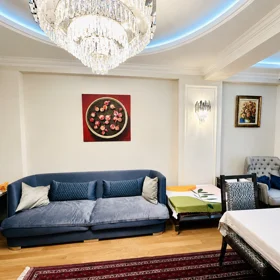 In Baku 115.0 m² apartment is for sale - Image 5