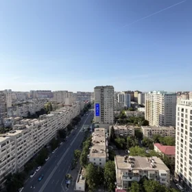 In Baku 145.0 m² apartment is for sale - Image 3