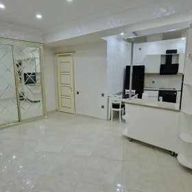 In Baku 117.0 m² apartment is for rent - Image 5