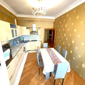 In Səbail rayonu 160.0 m² apartment is for rent - Image 2