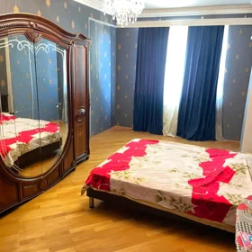 In Səbail rayonu 160.0 m² apartment is for rent - Image 5