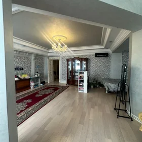 In Baku 158.0 m² apartment is for sale - Image 2