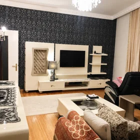 In Baku 100.0 m² apartment is for sale - Image 3