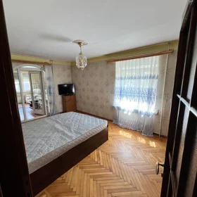 In Baku 80.0 m² apartment is for rent - Image 2