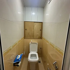 In Baku 100.0 m² apartment is for sale - Image 2