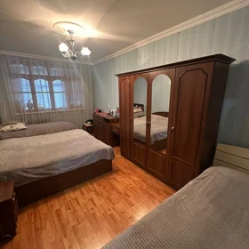 In Baku 100.0 m² apartment is for sale - Image 6