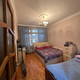In Baku 100.0 m² apartment is for sale - Image 7