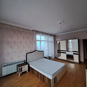 In Baku 130.0 m² apartment is for rent - Image 6