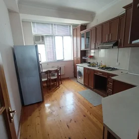 In Baku 63.0 m² apartment is for rent - Image 3