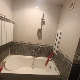 In Baku 63.0 m² apartment is for rent - Image 6