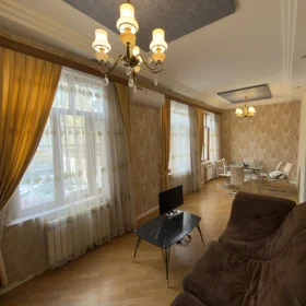 In Baku 80.0 m² apartment is for sale - Image 5