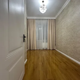 In Baku 100.0 m² apartment is for sale - Image 4