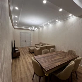 In Baku 126.0 m² apartment is for rent - Image 3