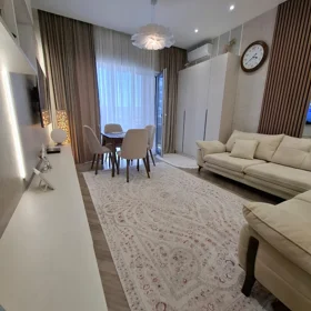In Binəqədi rayonu 75.0 m² apartment is for sale - Image 2