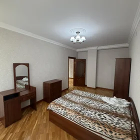 In Baku 120.0 m² apartment is for rent - Image 5