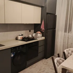 In Khirdalan 75.0 m² apartment is for rent - Image 3