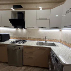 In Baku 60.0 m² apartment is for rent - Image 5