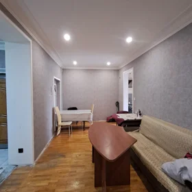 In Baku 150.0 m² apartment is for rent - Image 10