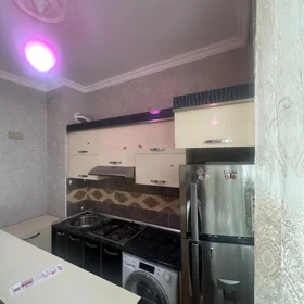 In Khirdalan 60.0 m² apartment is for rent - Image 8