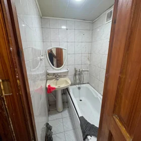 In Khirdalan 65.0 m² apartment is for rent - Image 6
