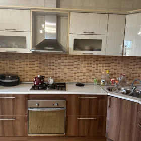 In Binəqədi rayonu 200.0 m² house with 5.0 rooms is for sale - Image 6