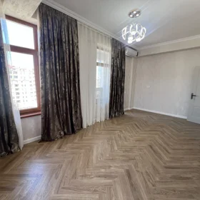 In Baku nan m² apartment is for sale - Image 3