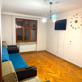 In Baku 90.0 m² apartment is for rent - Image 3
