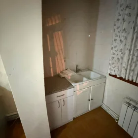 In Baku 90.0 m² apartment is for rent - Image 10