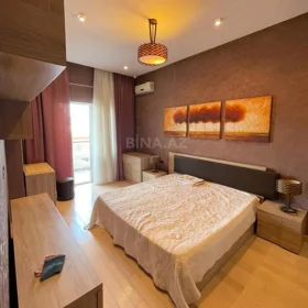 In Baku 110.0 m² apartment is for rent - Image 6