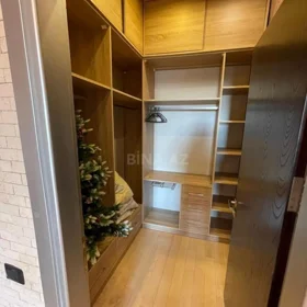 In Baku 110.0 m² apartment is for rent - Image 8