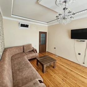 In Baku 60.0 m² apartment is for rent - Image 4