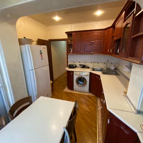 In Baku 105.0 m² apartment is for sale - Image 8