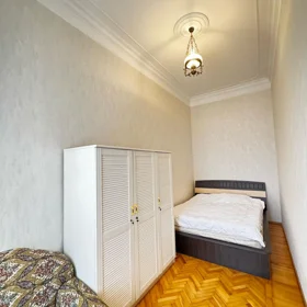 In Baku 85.0 m² apartment is for rent - Image 6