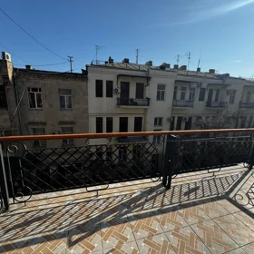 In Baku 85.0 m² apartment is for rent - Image 10