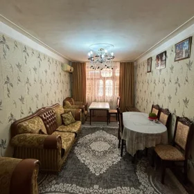 In Baku 110.0 m² apartment is for sale - Image 5