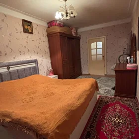 In Baku 110.0 m² apartment is for sale - Image 9