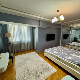 In Baku 90.0 m² apartment is for rent - Image 8