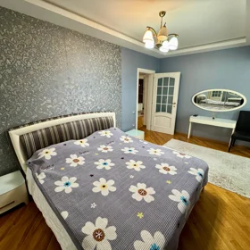 In Baku 90.0 m² apartment is for rent - Image 9