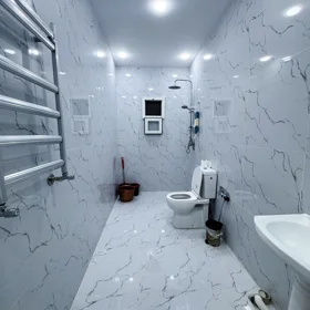 In nan 180.0 m² house with 4.0 rooms is for sale - Image 2