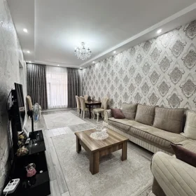 In nan 180.0 m² house with 4.0 rooms is for sale - Image 4